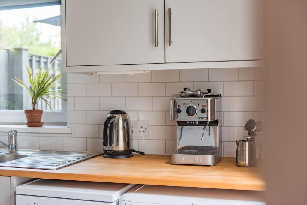 Heritage Cottage - Charming And Stylish Home With Lovely Garden Walmer 외부 사진